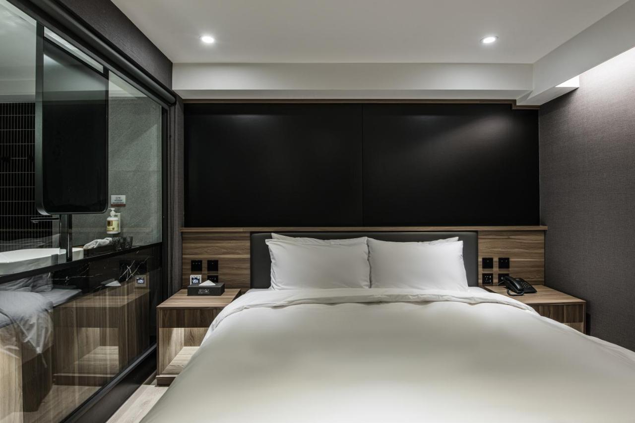 Autumn Willow Hotel Taichung Eksteriør billede