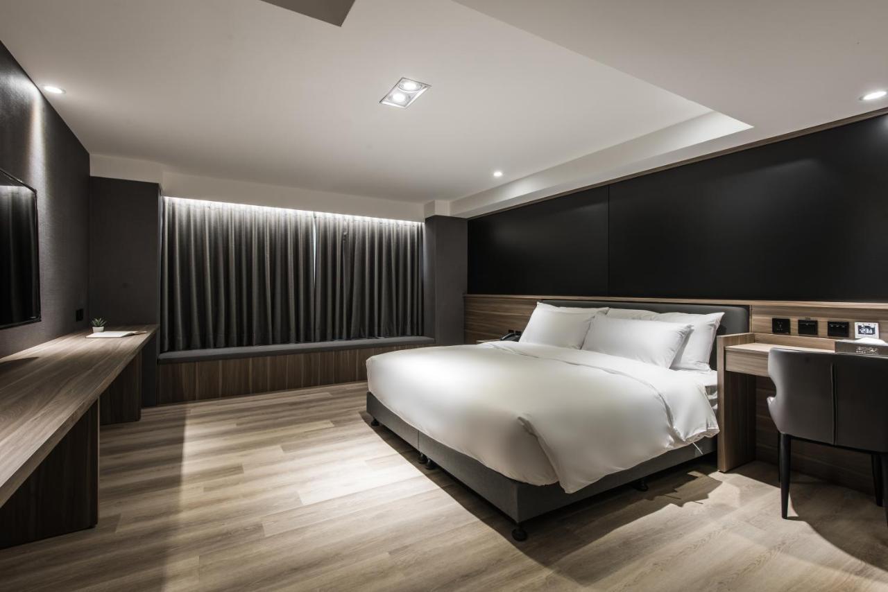 Autumn Willow Hotel Taichung Eksteriør billede