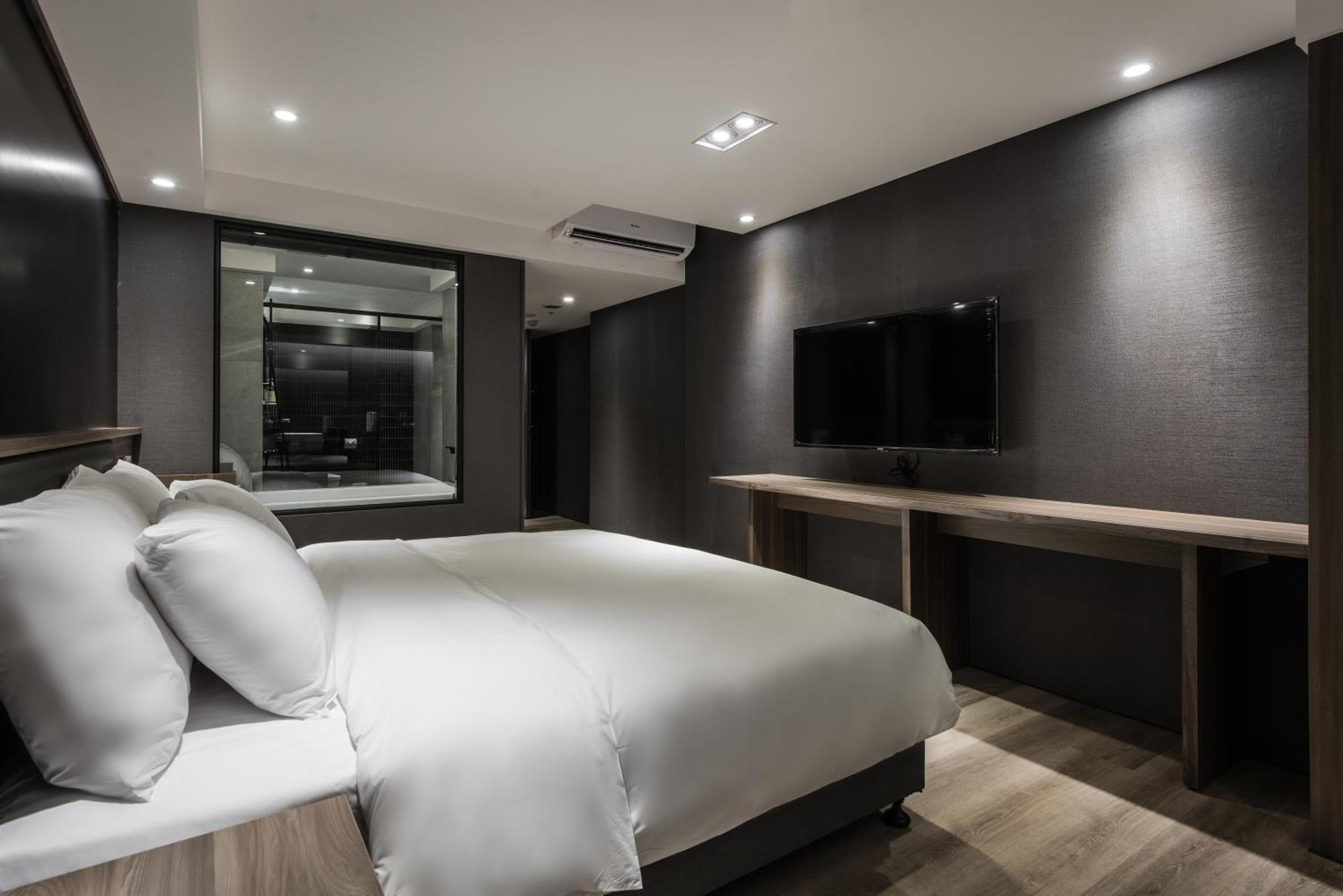 Autumn Willow Hotel Taichung Eksteriør billede