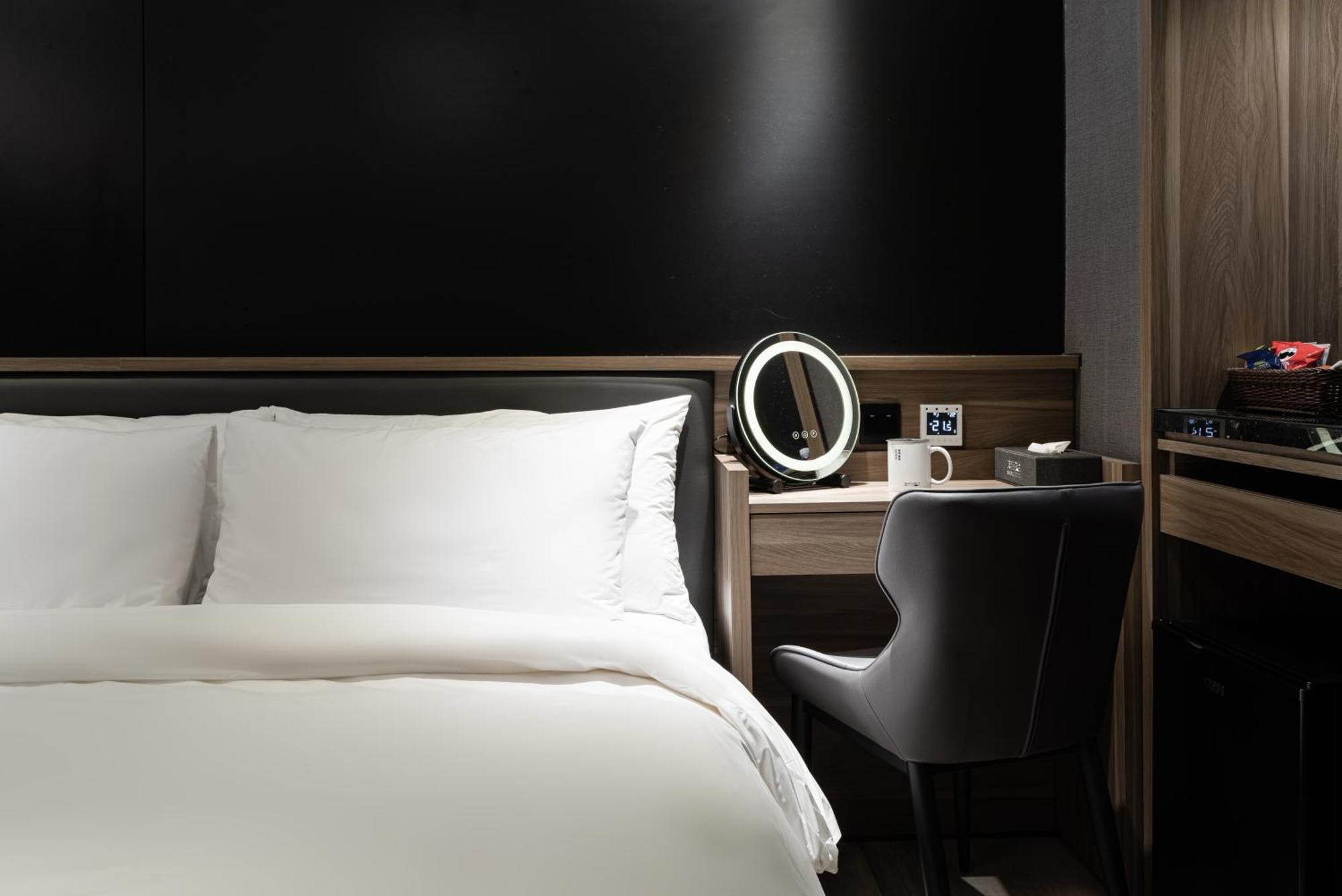 Autumn Willow Hotel Taichung Eksteriør billede